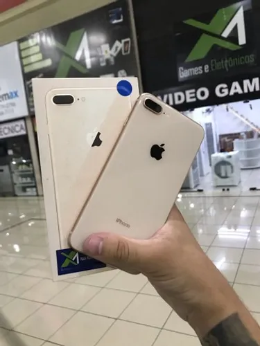 iPhone 8 Plus dourado aproveite / loja aberta hoje