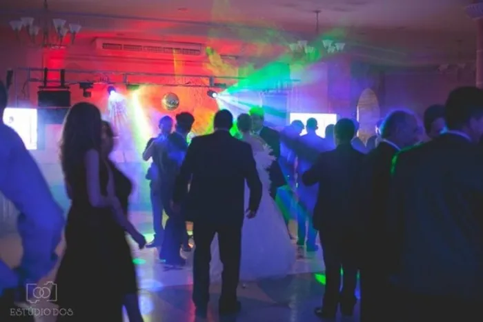 Locação de Som e Iluminação, Dj, Banda.