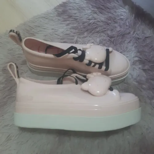 Tênis Melissa Hello Kitty Rosa (Semi Novo)