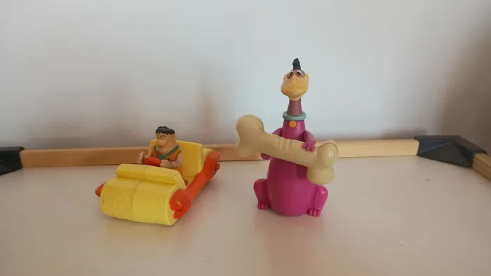 Mc lanche feliz os Flintstones (coleção de 2008)