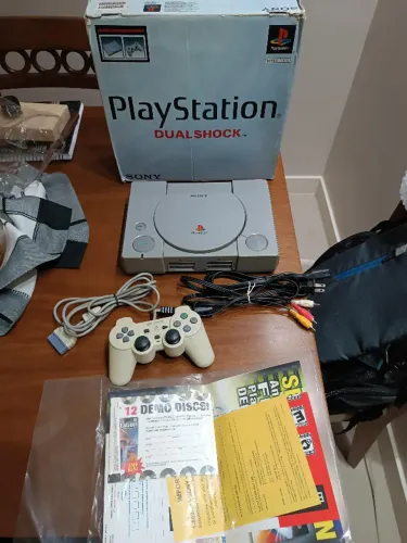 Playstation Fat Dual Shock Scph-9001 Na Caixa