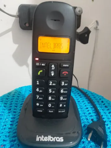 2 telefones sem fio semi novos com identificador de chamadas do 100 reais zap * 