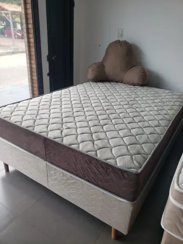 COLCHÃO CASAL COM MOLAS ENSACADAS COM ENTREGA GRÁTIS