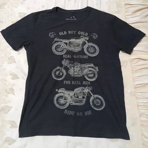 Camiseta Marfinno Comfort Fit P Motos Motocicletas motivo pequena