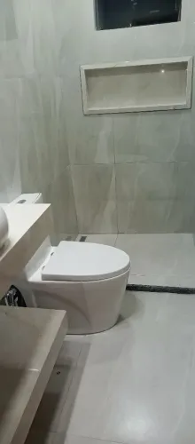 Pedreiro de acabamento fino, construção e reforma