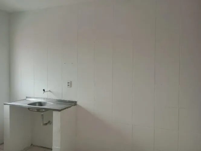 Alugo apartamento de 1/4 Pau Miudo