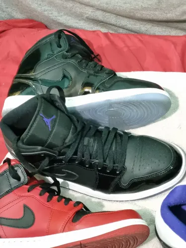 Air Jordan 1 mid SE space jump men