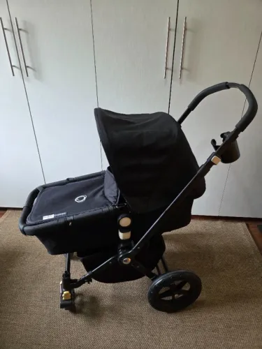 Carrinho bebê bugaboo camaleon