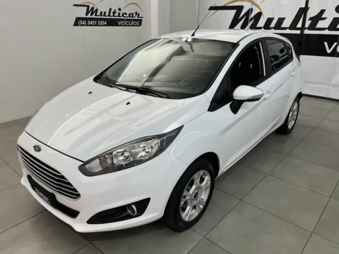 Ford Fiesta 1.6 SE Hatch 16V Flex 4P Powershift 2016