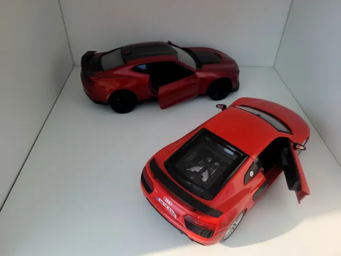 Miniaturas de Carros Esportivos Colecionáveis