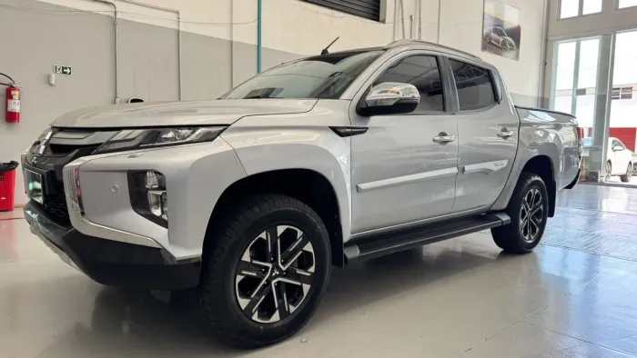 L200 Triton Sport HPE-S 2.4 Diesel 2024 C/ 83 Mil km