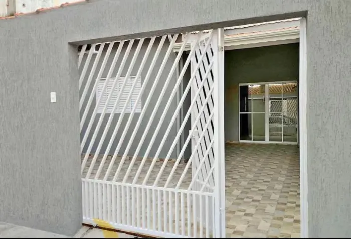 Casa apenas para venda na Várzea