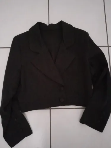 Conjunto Saia e Casaco. - lã - Preto