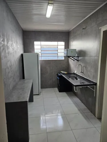 Quarto kitnet suite em Rebouças - Curitiba - PR