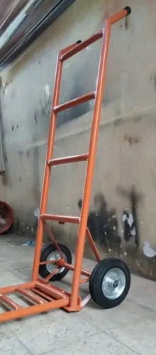Fabrico Carrinho de Mão Reforçado Soldador/Serralheiro Vila isabel RJ