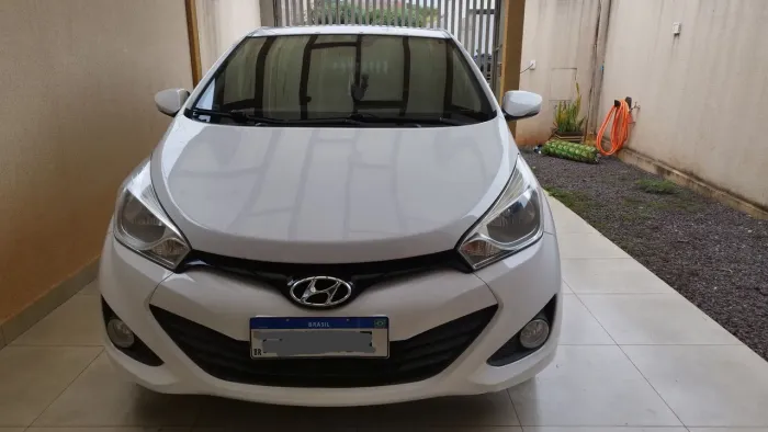 Hyundai HB20S Premium 1.6 Flex 16V Aut. 4P 2014