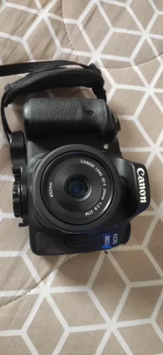 Câmera Cânon 80D E Lentes/ 2 Baterias