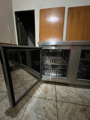 Balcão refrigerador