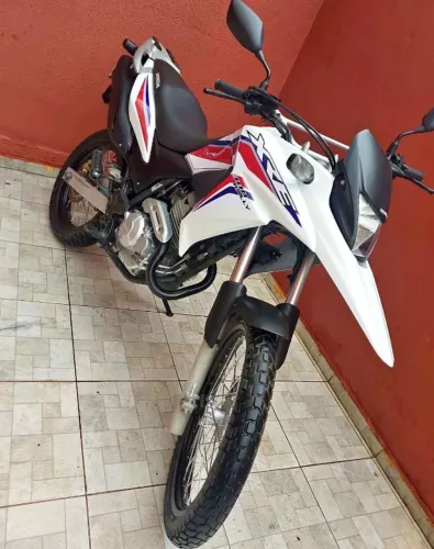 HONDA XRE 300 CAPITÃO AMÉRICA 2017