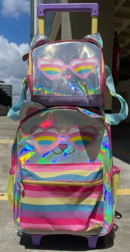 Mochila infantil usada + Lancheira