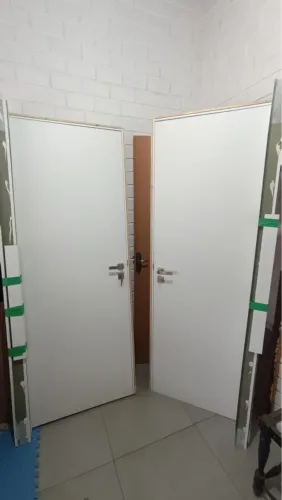 Porta completa (cada)