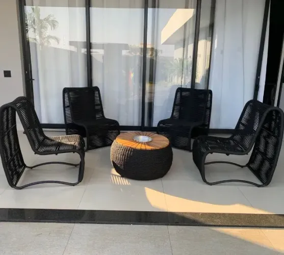POLTRONAS DE CORDA NÁUTICA + MESA CHAMPANHEIRA