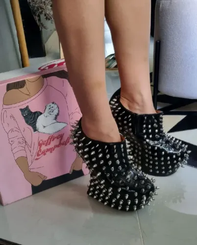 Bota Ankle boot original da marca Jeffrey Campbell, modelo Shadow Spike STD