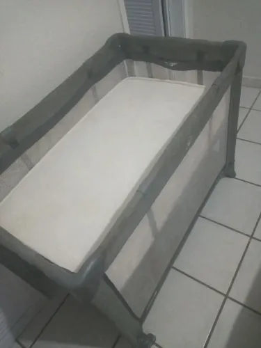 Mini berço desmontável