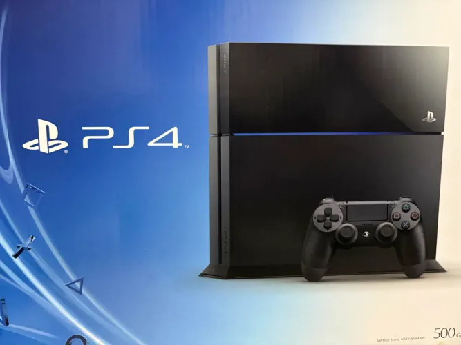 Ps4 Fat usado em ótimas condições.