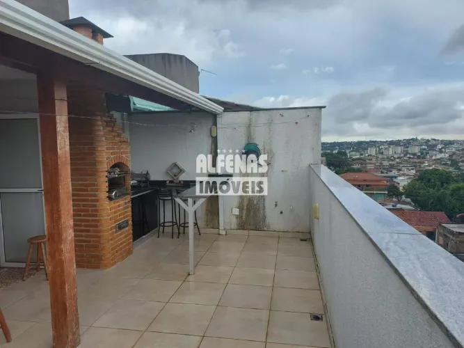Cobertura à venda 2 quartos no Bairro Urca