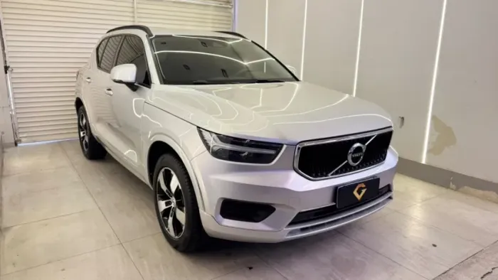 Volvo XC40 T-4 2.0 190cv FWD 2019