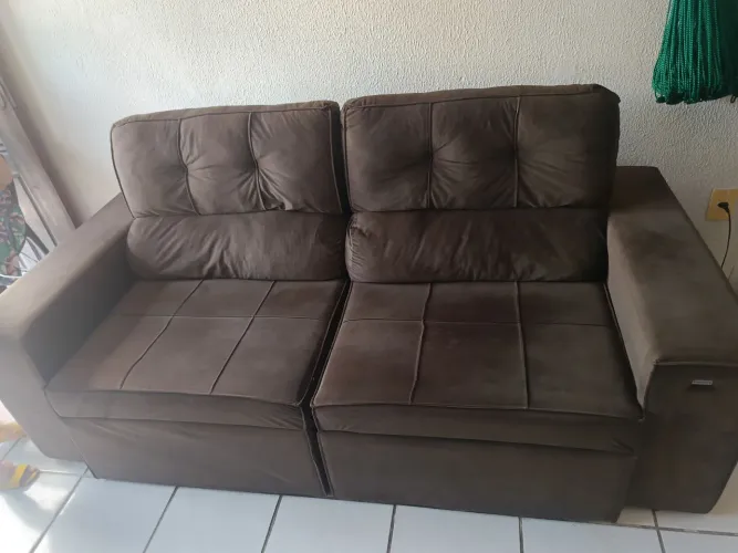 Sofá retrátil