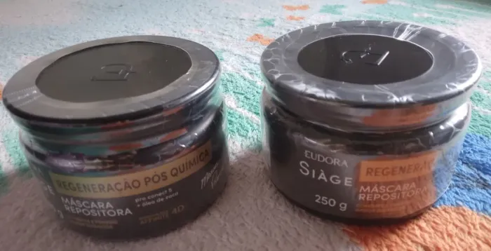 Vendo 2 Máscaras Repositora Siàge Expert Regeneração Pós Química 250g