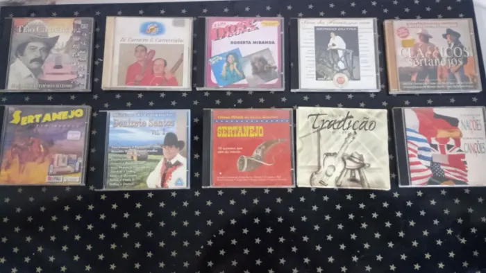 LOTE DE CDS ORIGINAIS ? RELÍQUIAS ? SEM SINAIS DE USO