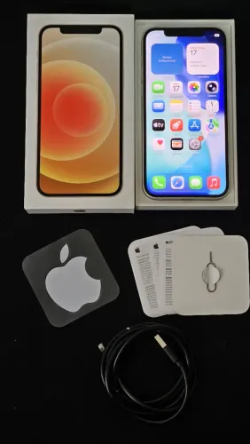 Iphone 12 branco perfeito!