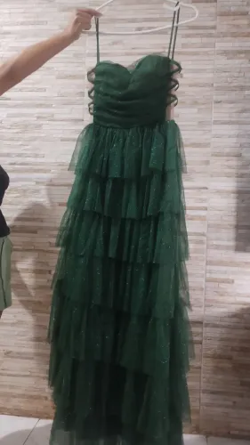 Vendo vestido de festa