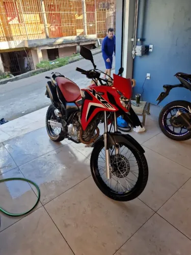 Vendo XRE 300 Rally ano 2017