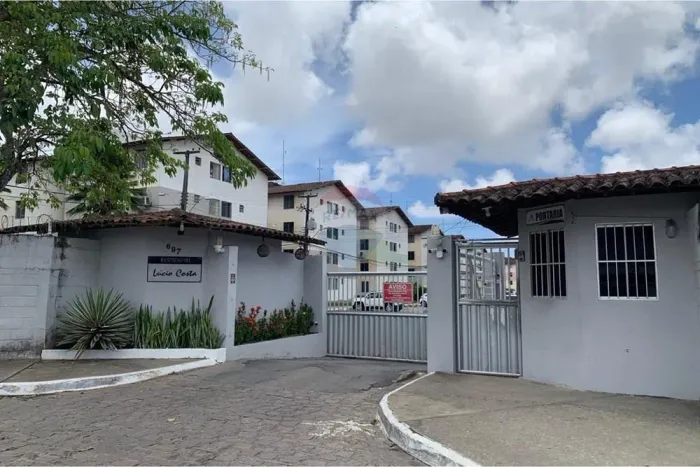 Apartamento à venda com 2 quartos - 46 m² - Petrópolis - Maceió/AL