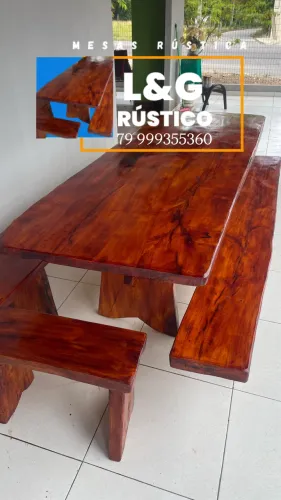 Mesa de 2.5 m por 90 de largura 
