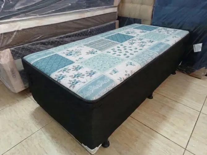 Camas De Solteiro Modelo Comfort + Dois Travesseiros 