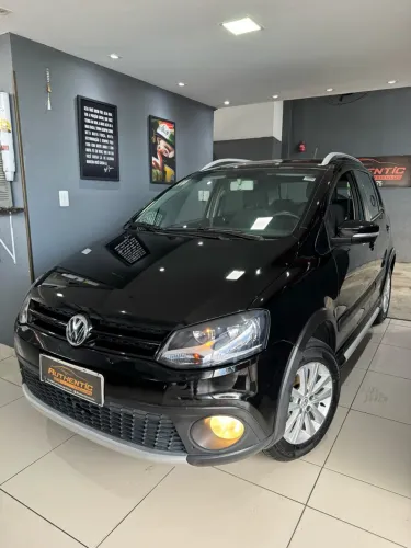 Volkswagen Crossfox 1.6 MI Total Flex 8V 5P 2013