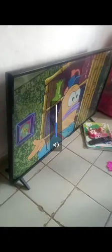Vendo tv com defeito !