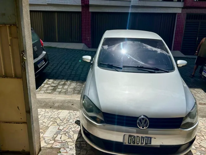 Volkswagen Fox 1.0 MI Total Flex 8V 5P 2010