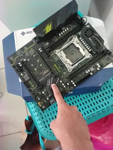 Placa mae MR9A PRO