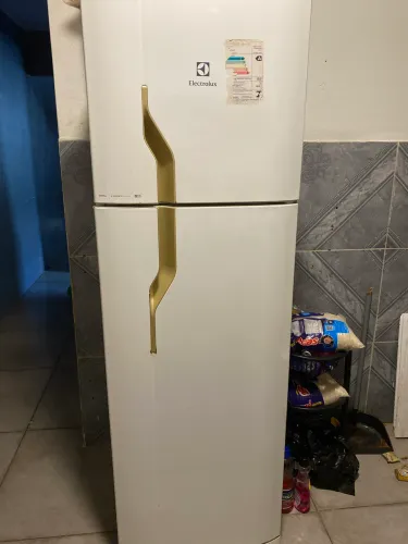 Vendo geladeira