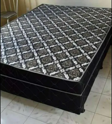 Cama casal box nova direto de fabrica 2 travesseiros de brinde.