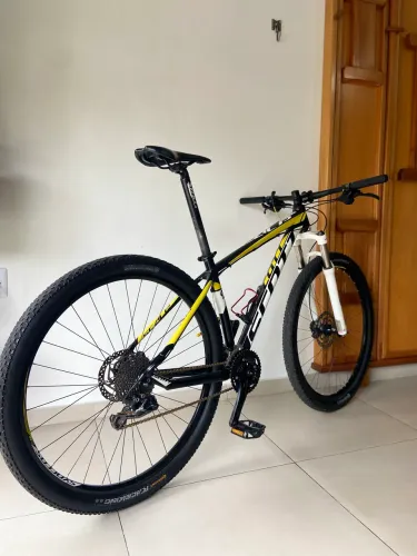 BIKE SCOTT ARO 29