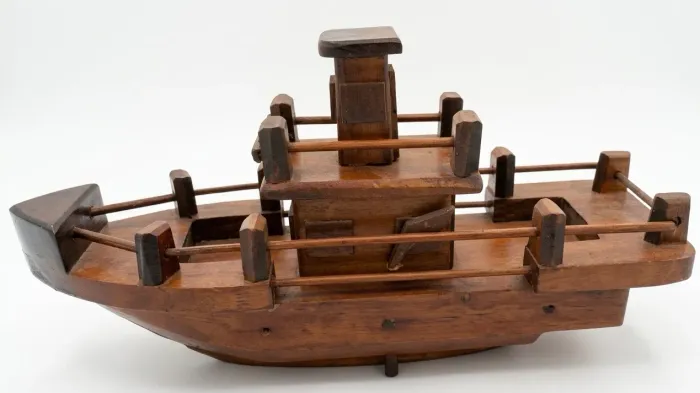 Barco madeira artesanal