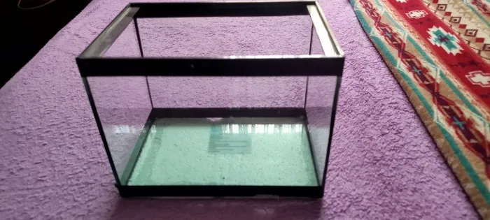 Vendo aquário completo 