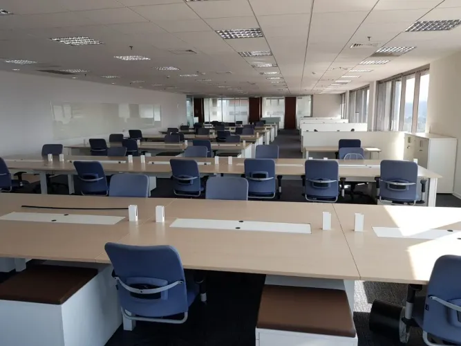 SALA MOBILIADA FARIA LIMA